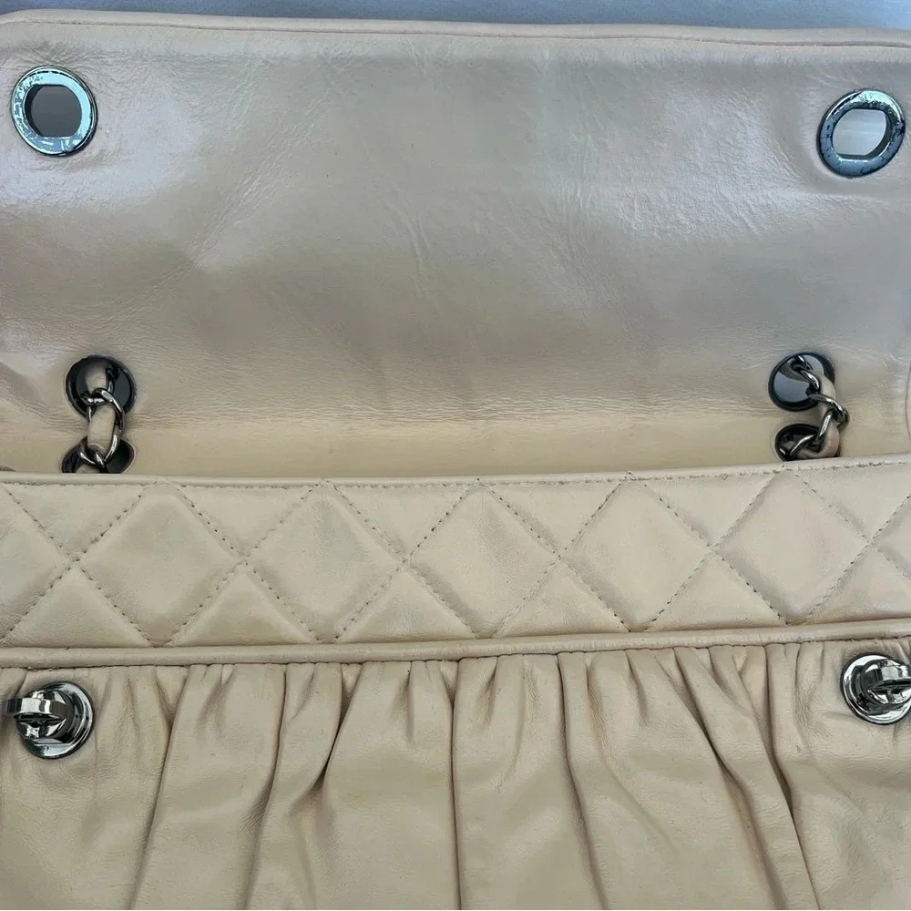 Chanel Quilted Shoulder Bag - Picture 10 of 10